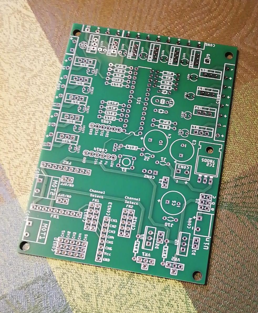 Bild - Multi-Board Platine rev A