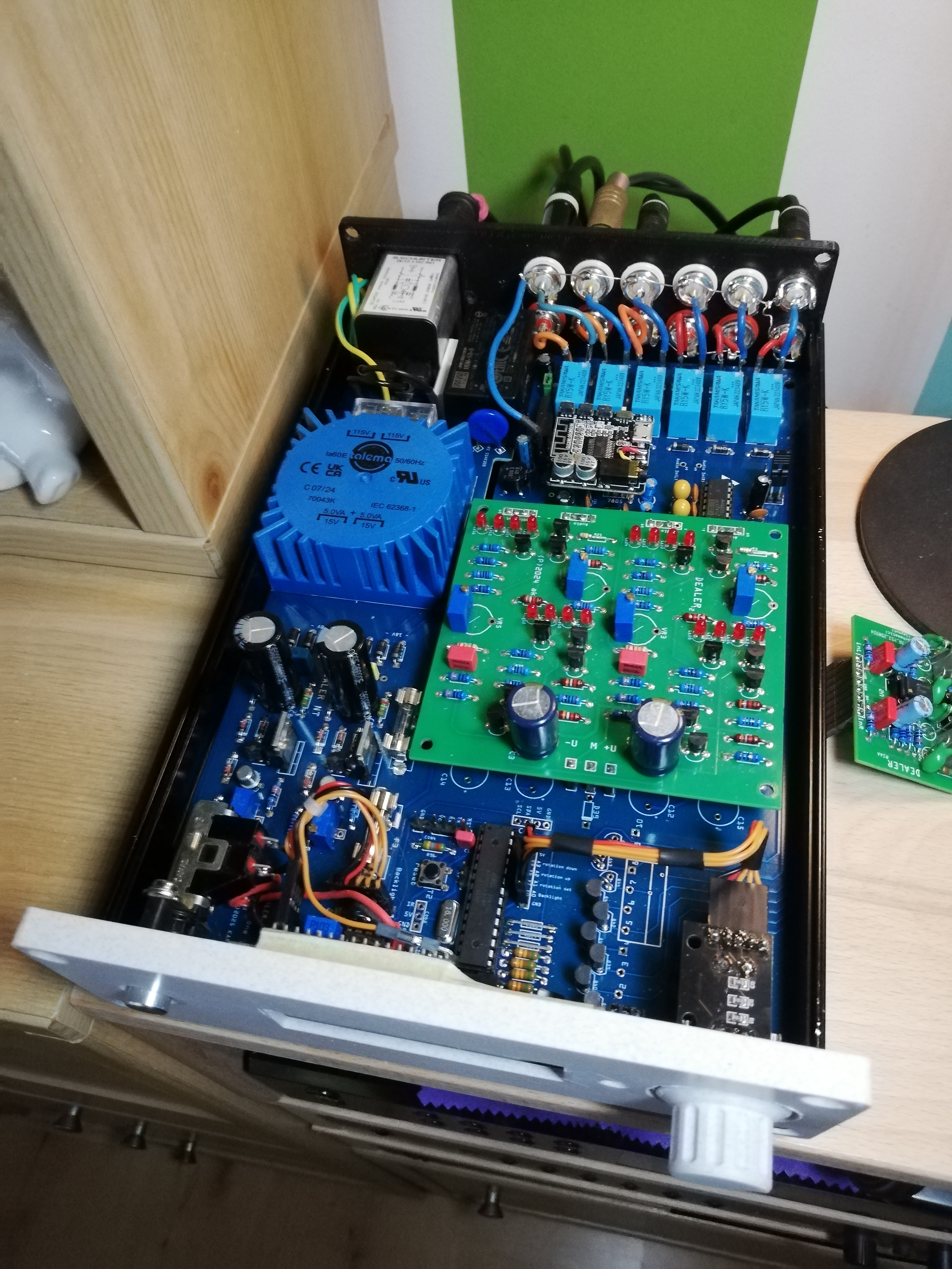 DEALER-mit-Platine-rev-B DEALER-mit-Platine-rev-B