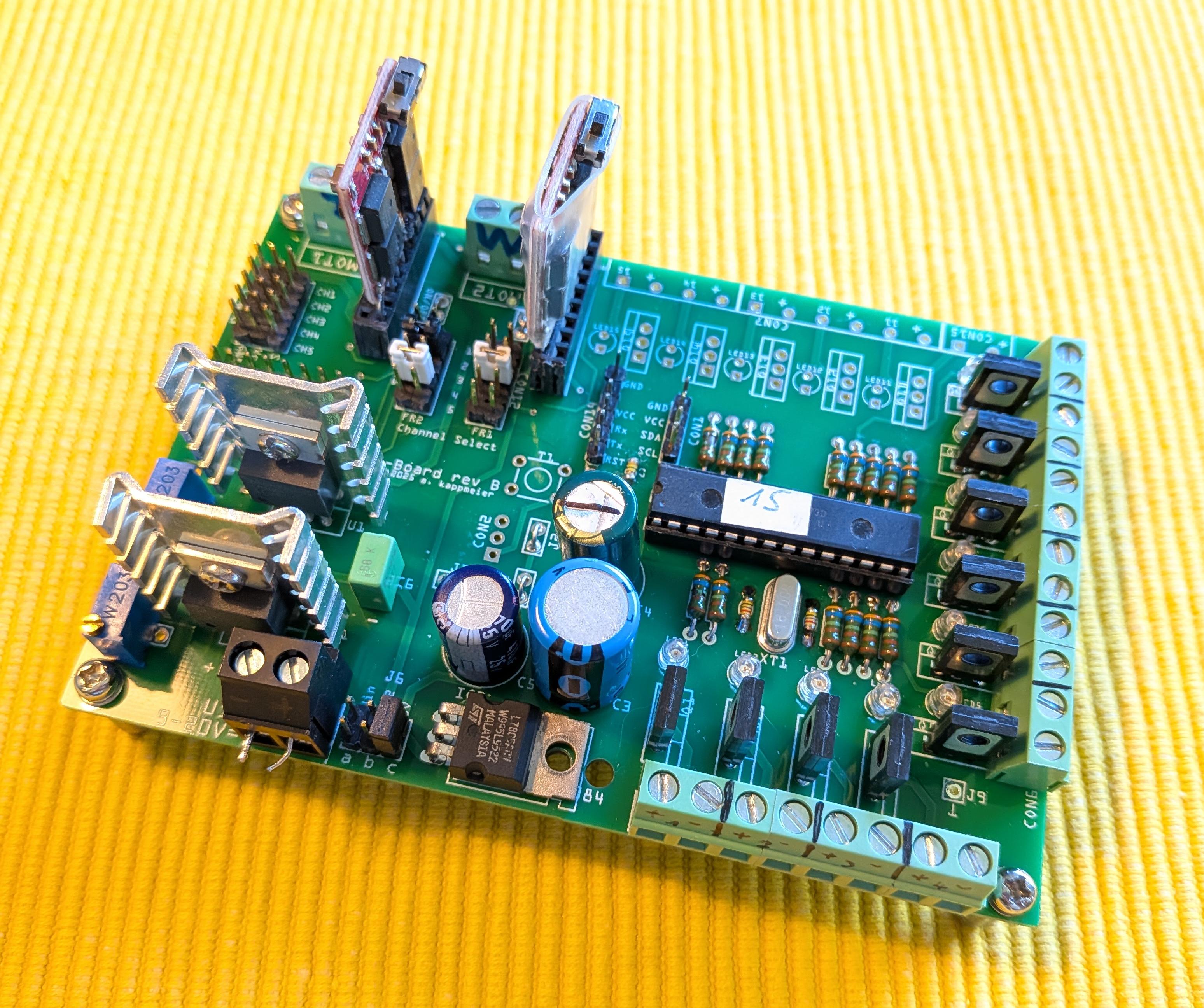 MultiBoard revB aufgebaut